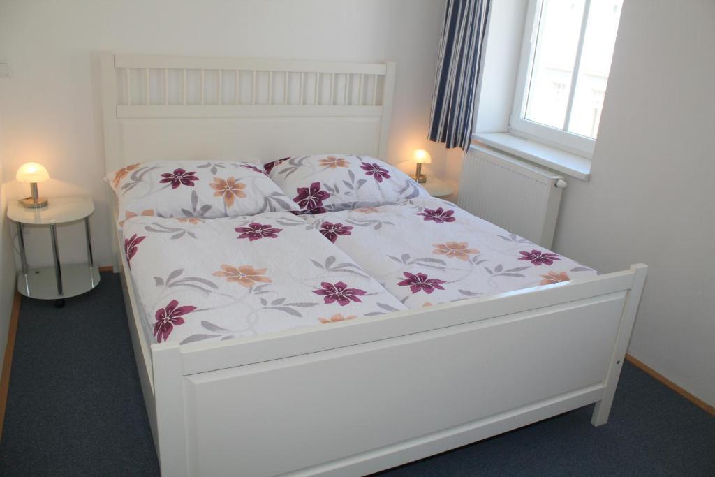 3 Rooms Sunny Apartments-Schoenbrunn, 100M2 With Balcony Відень Екстер'єр фото